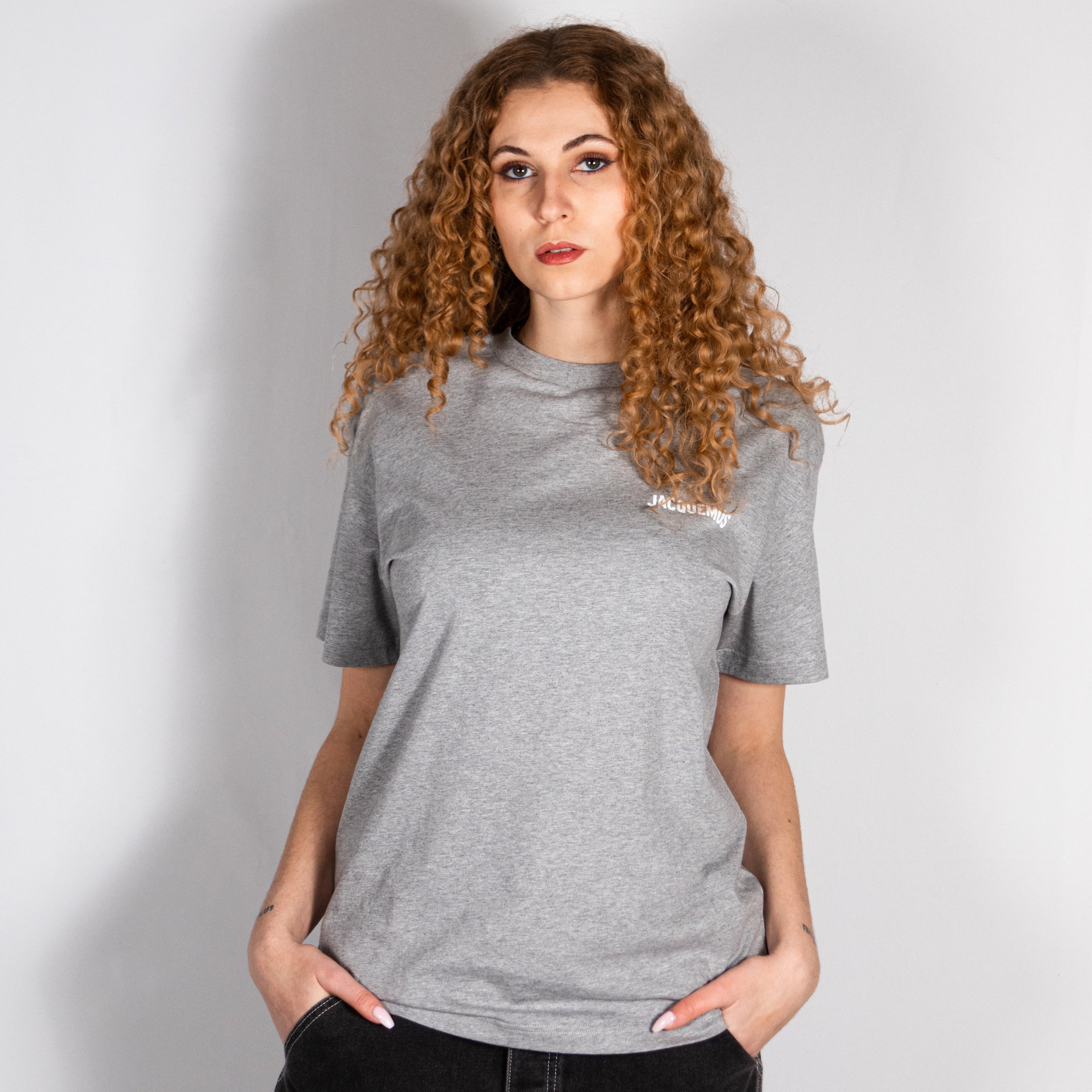Jacquemus T-Shirt Gris