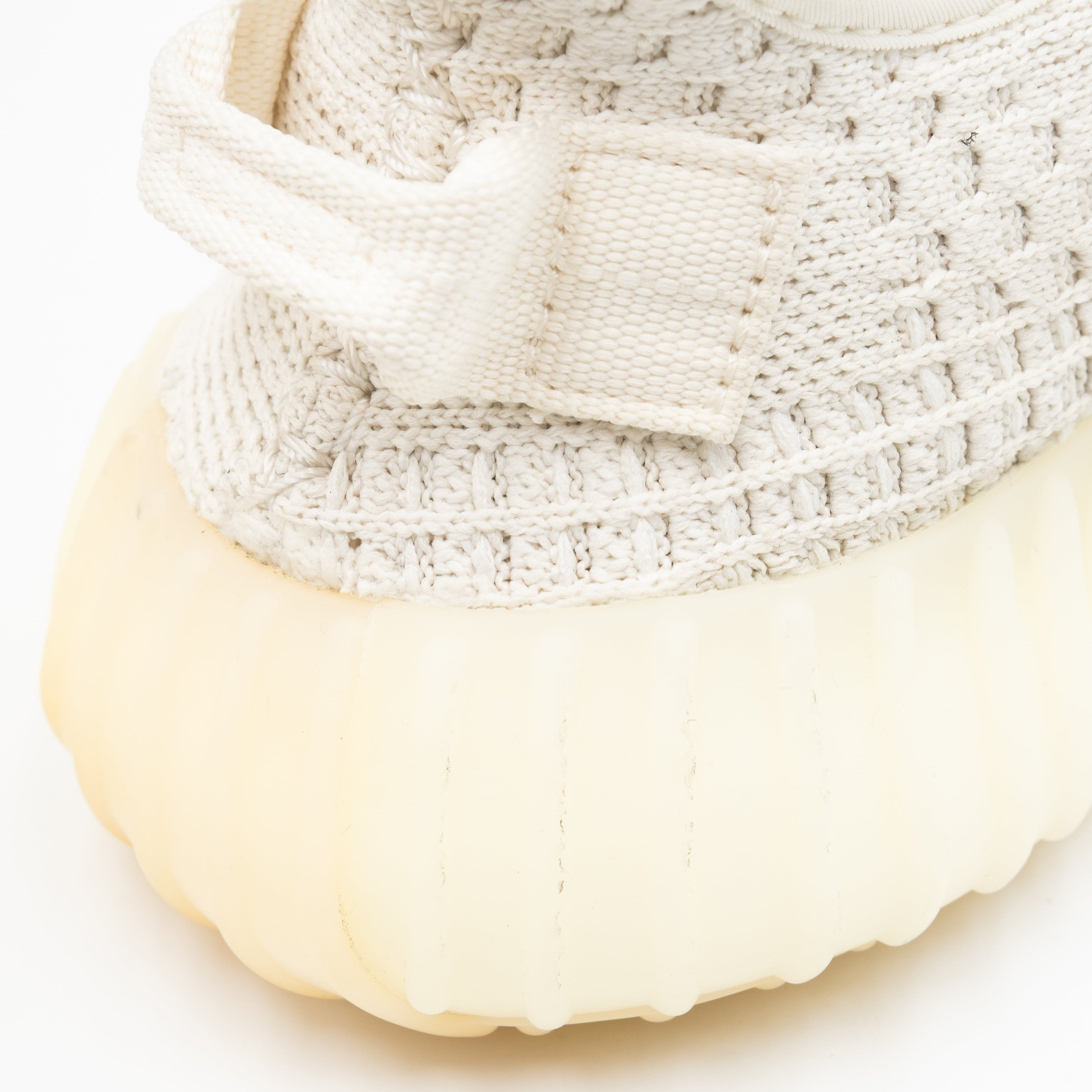 Adidas Yeezy Boost 350 V2 Bone