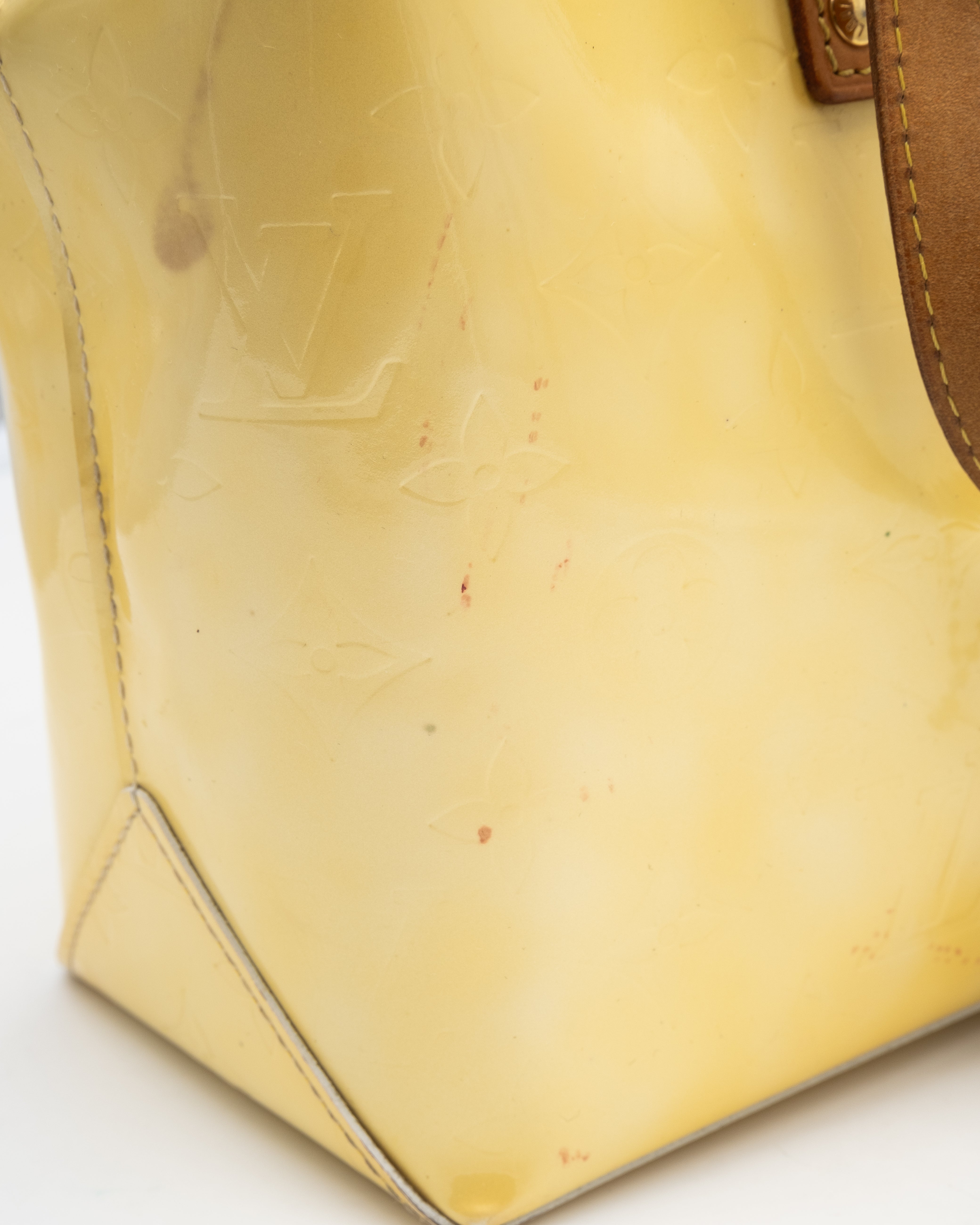 Louis Vuitton Sac à main Vernis Reade PM