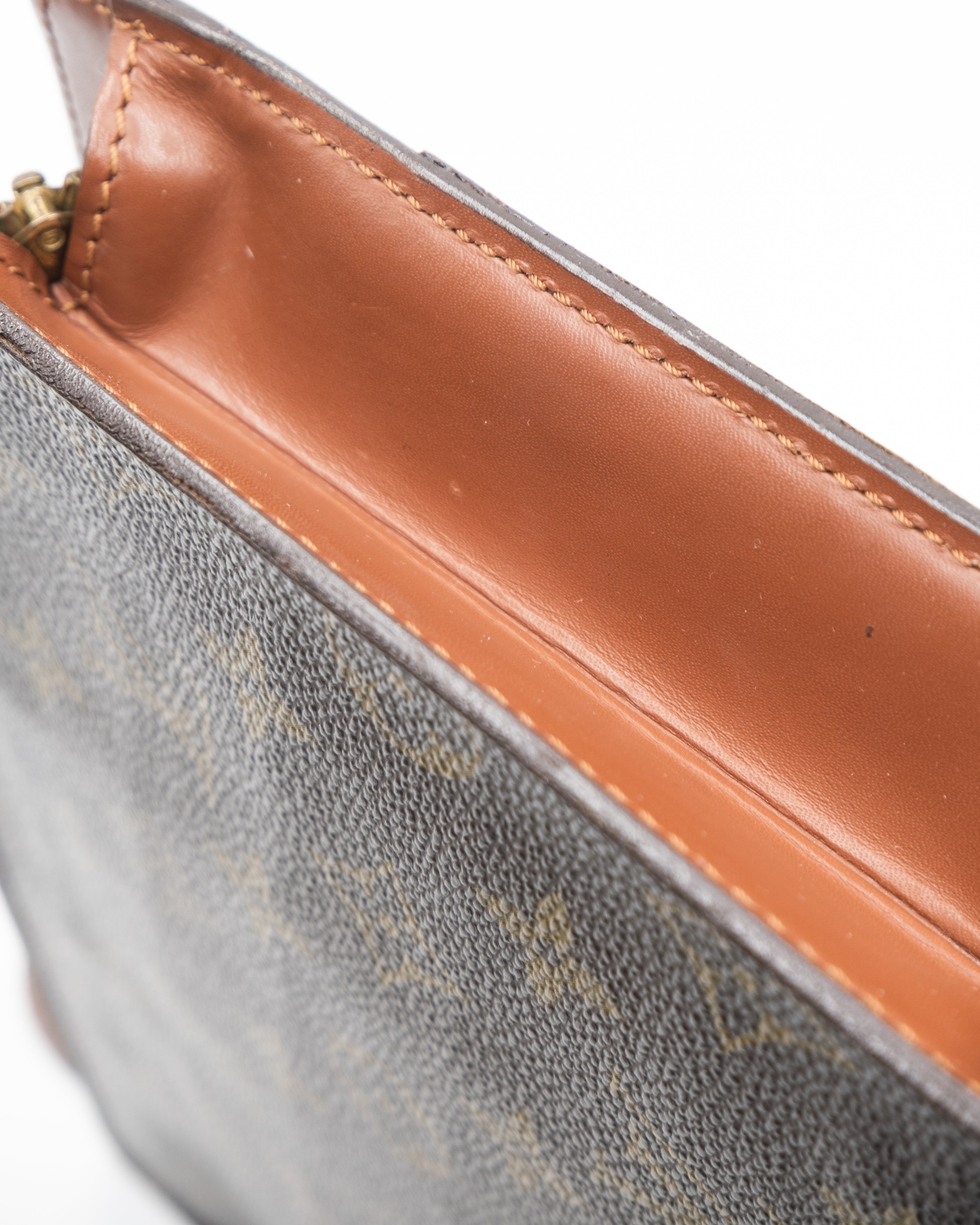 Louis Vuitton Sac Homme Pochette Monogram Marron