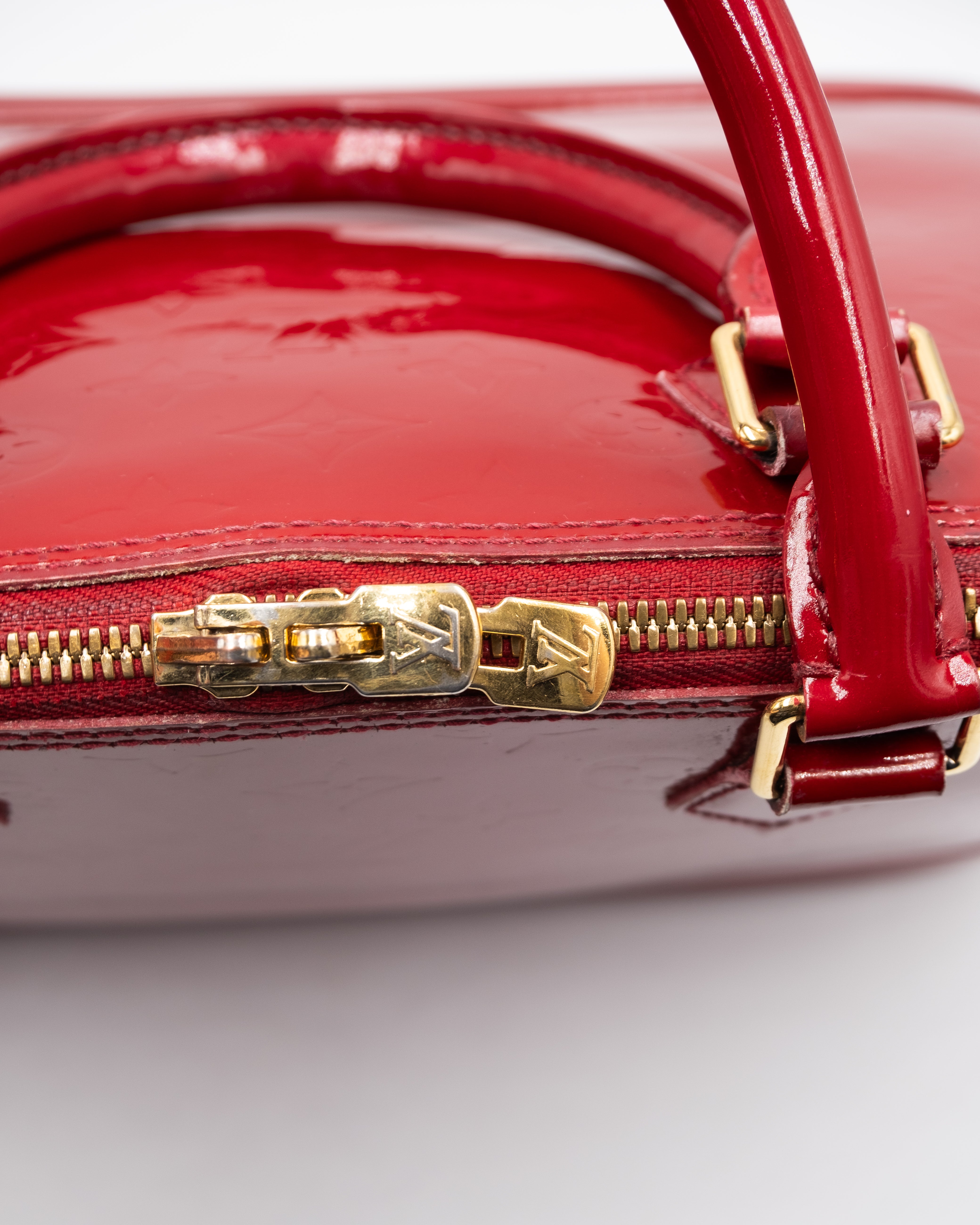 Louis Vuitton Sac à main Alma MM Vernis Rouge