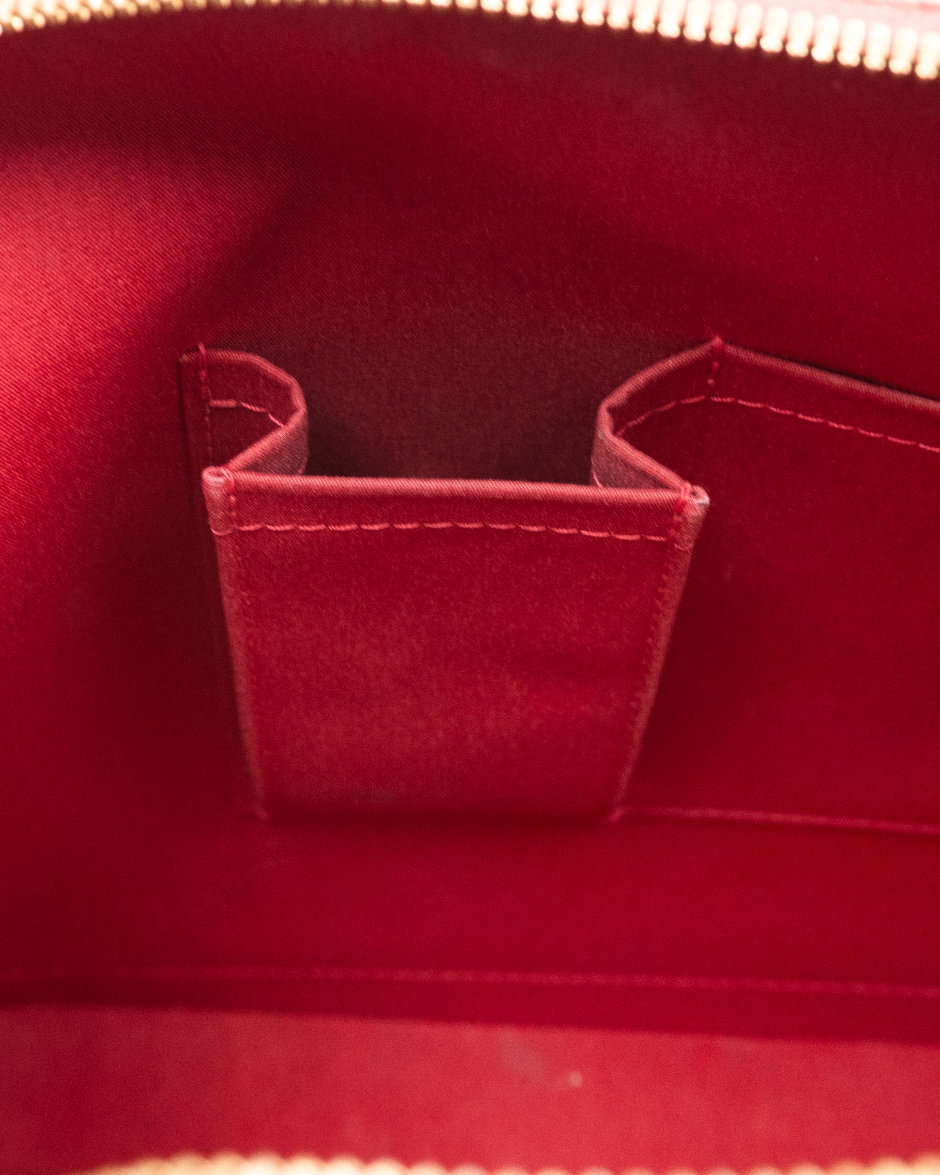 Louis Vuitton Sac à main Alma MM Vernis Rouge