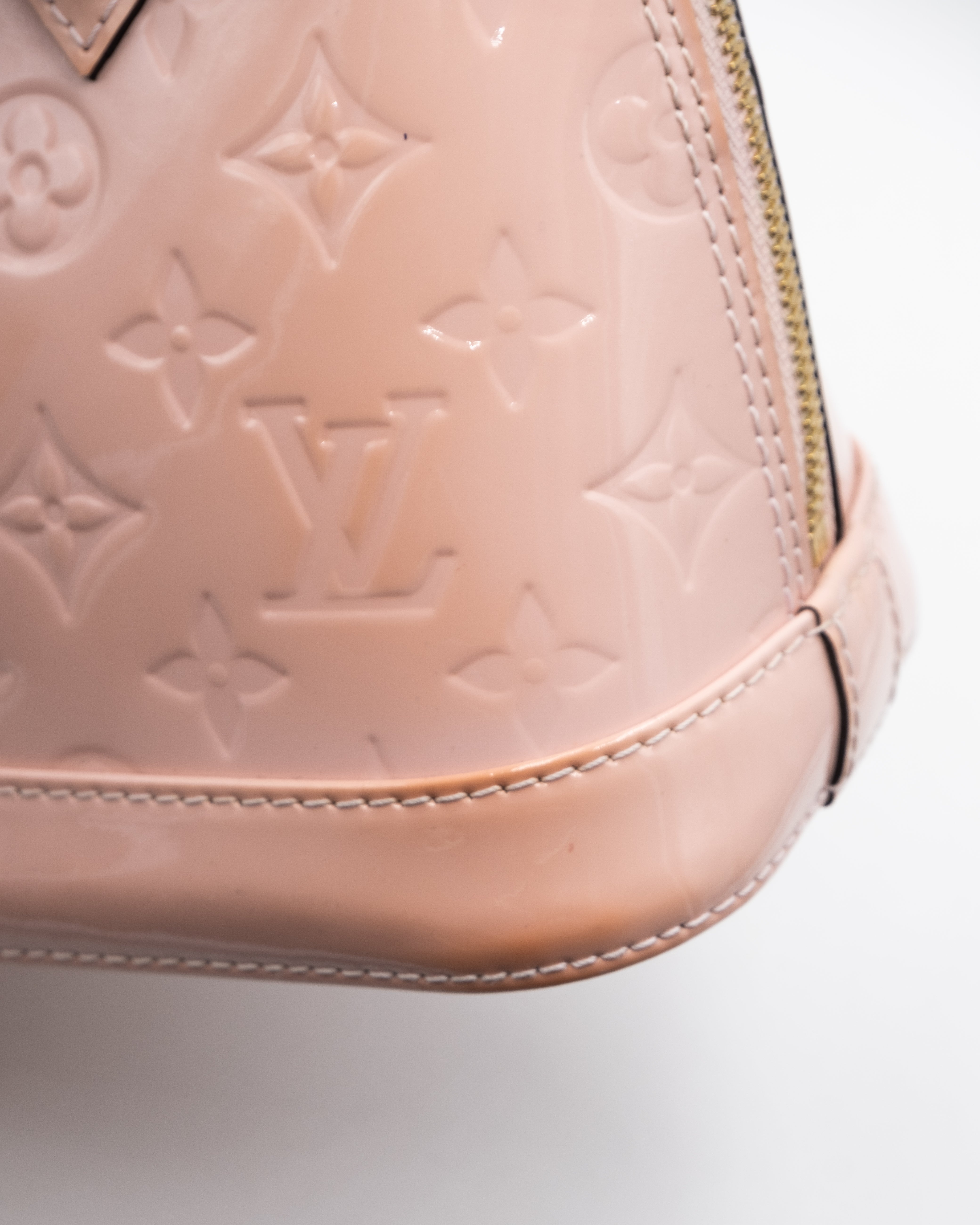 Louis Vuitton Sac à main Alma BB Epi Rose