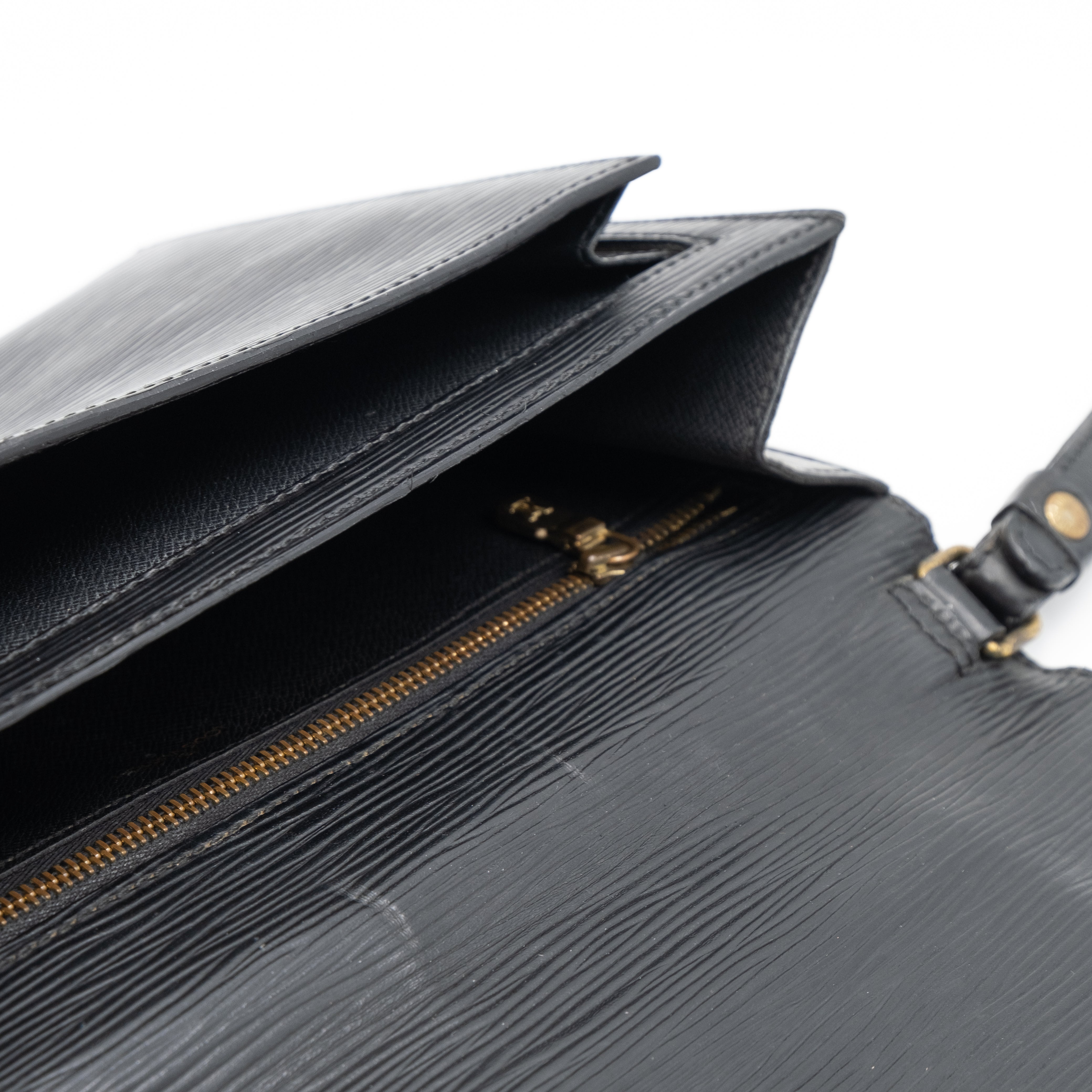 Louis Vuitton Sac Pochette avec Dragonne Cuir Epi Noir