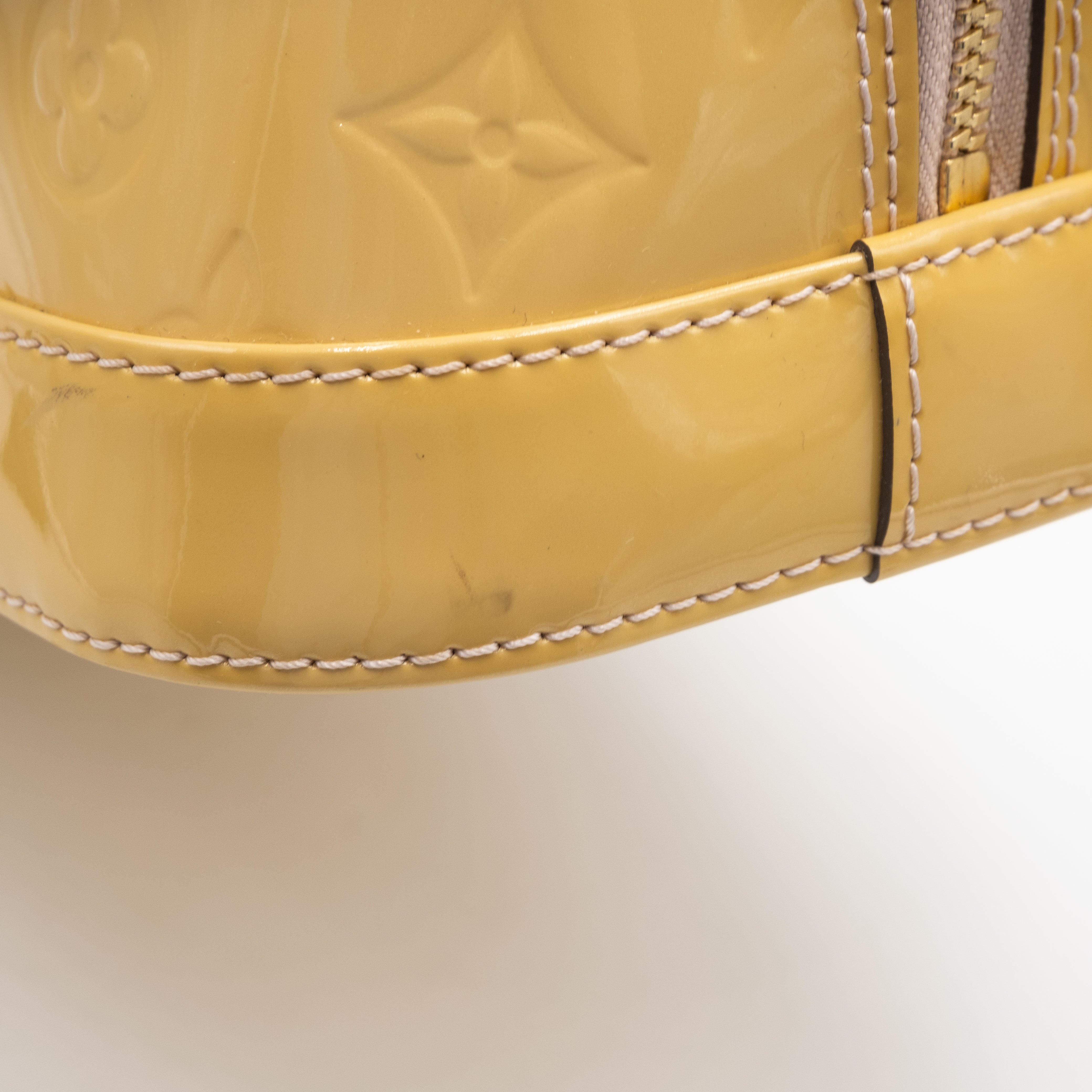 Louis Vuitton Sac à main - Alma Monogram - Vernis Yellow