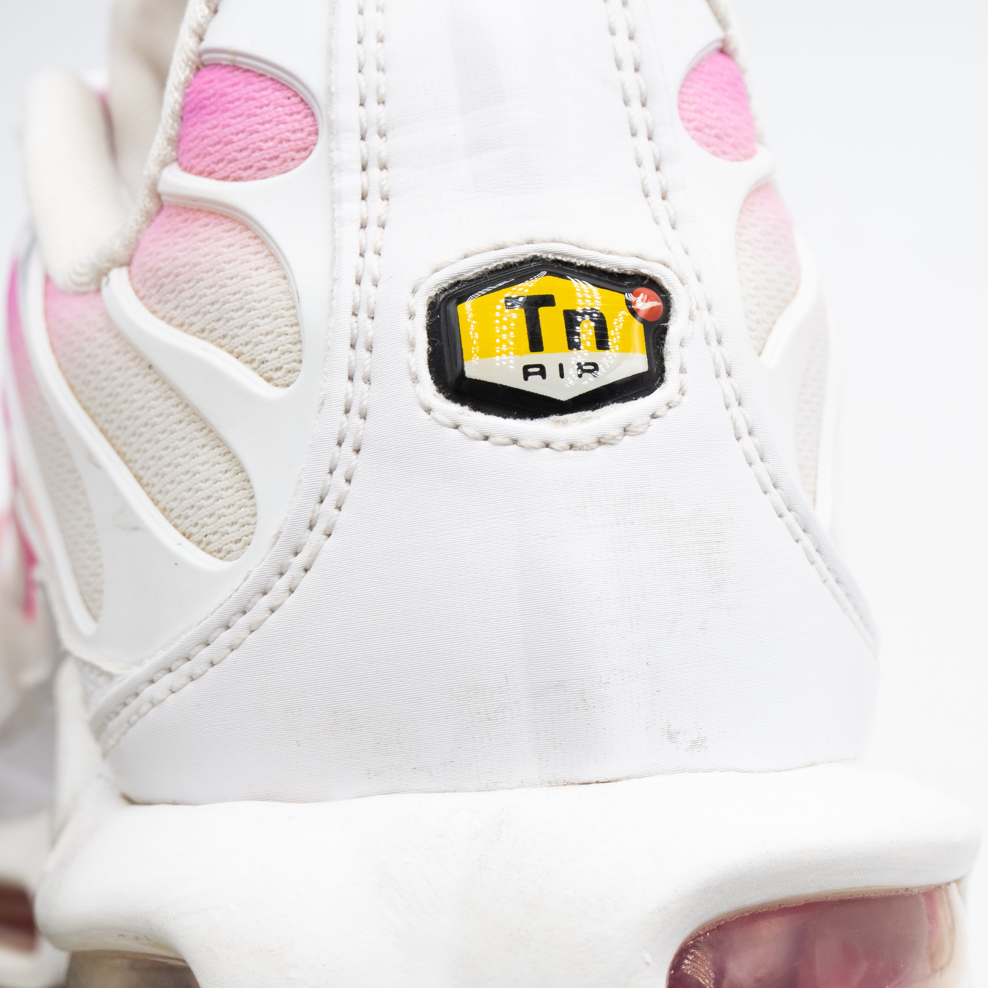 Nike Air Max Plus - Pink Fade