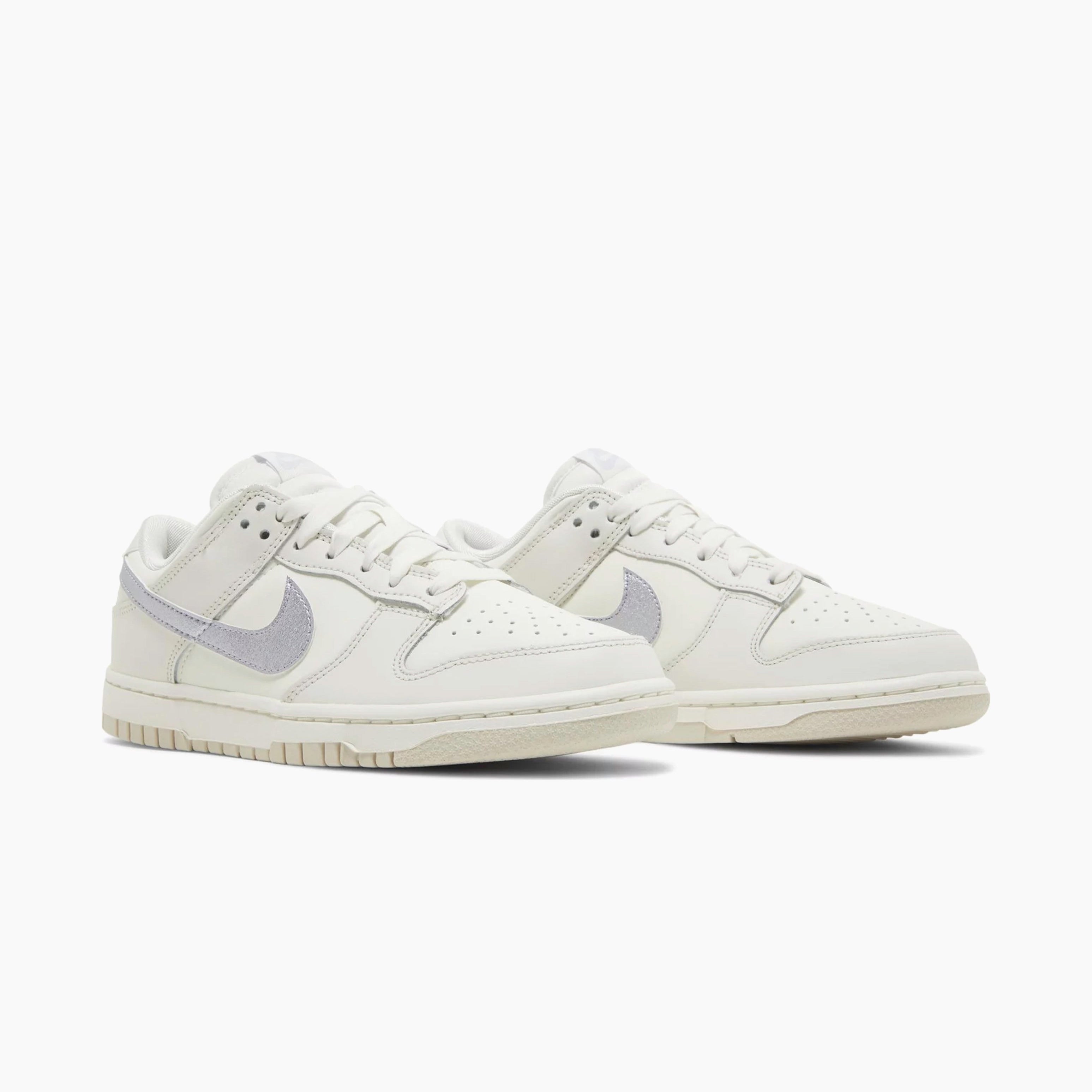 Nike Dunk Low ESS Sail Oxygen Purple