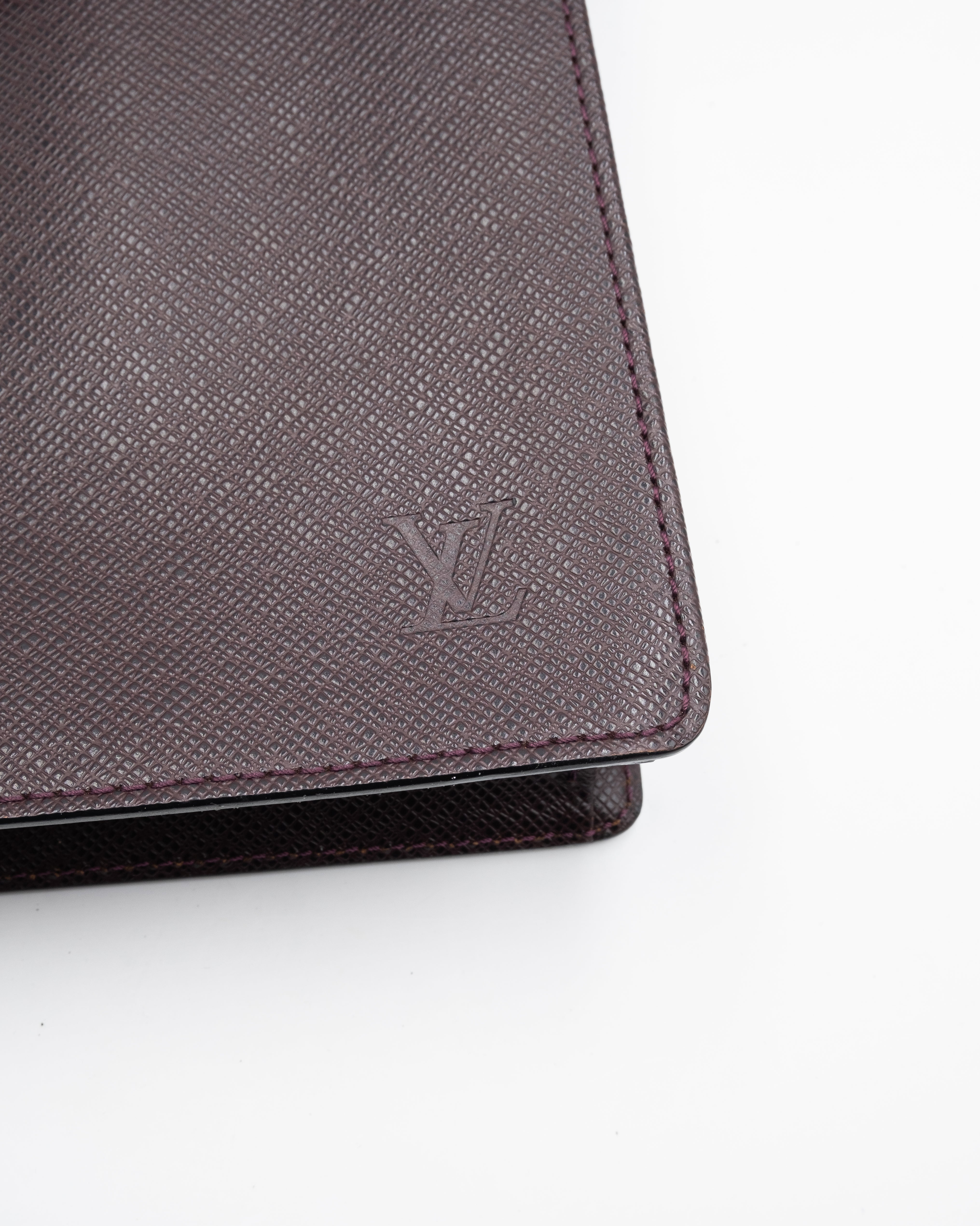 Louis Vuitton Pochette Serviette Moskova Bordeaux