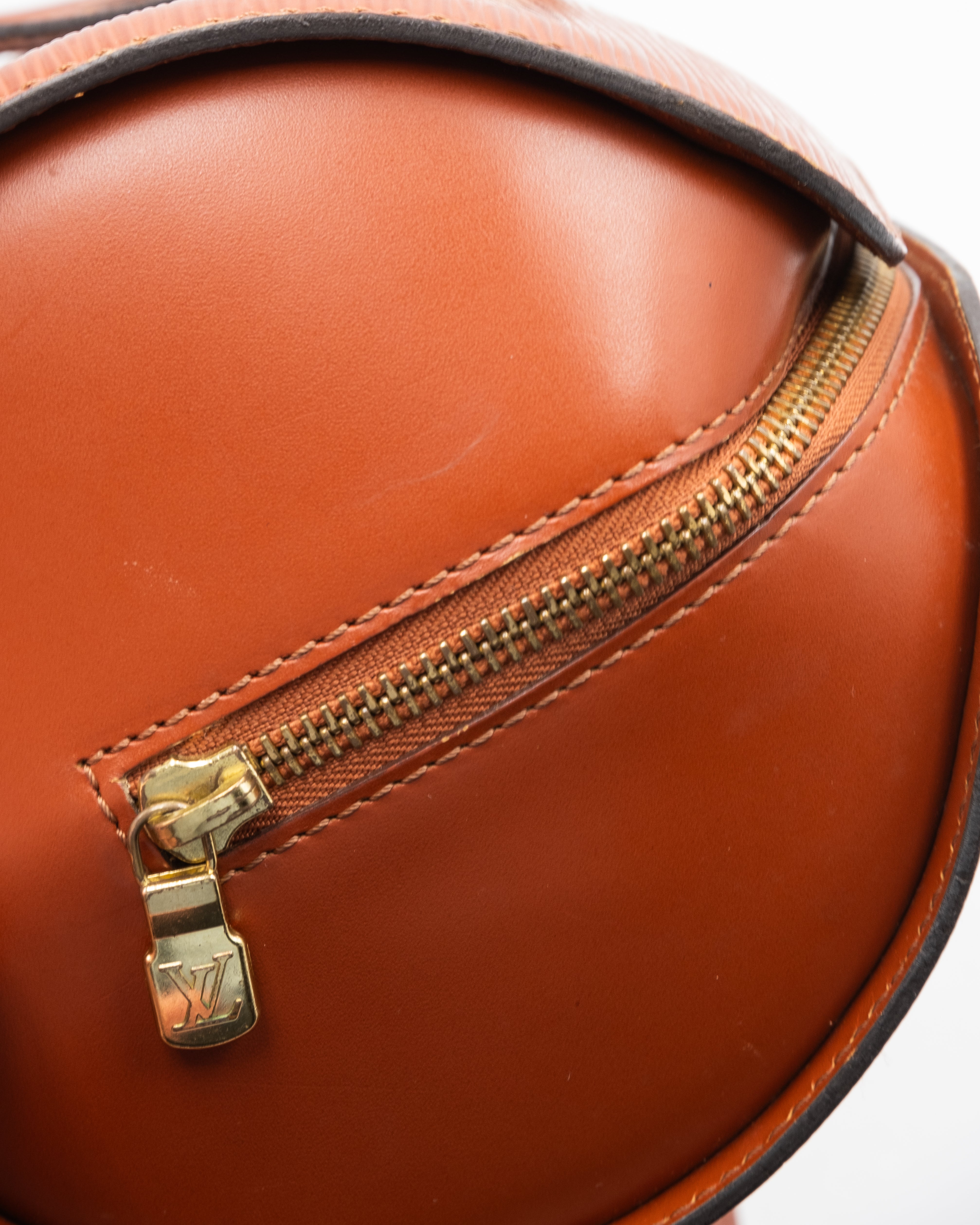 Louis Vuitton Sac à main Papillon Soufflot Epi Marron