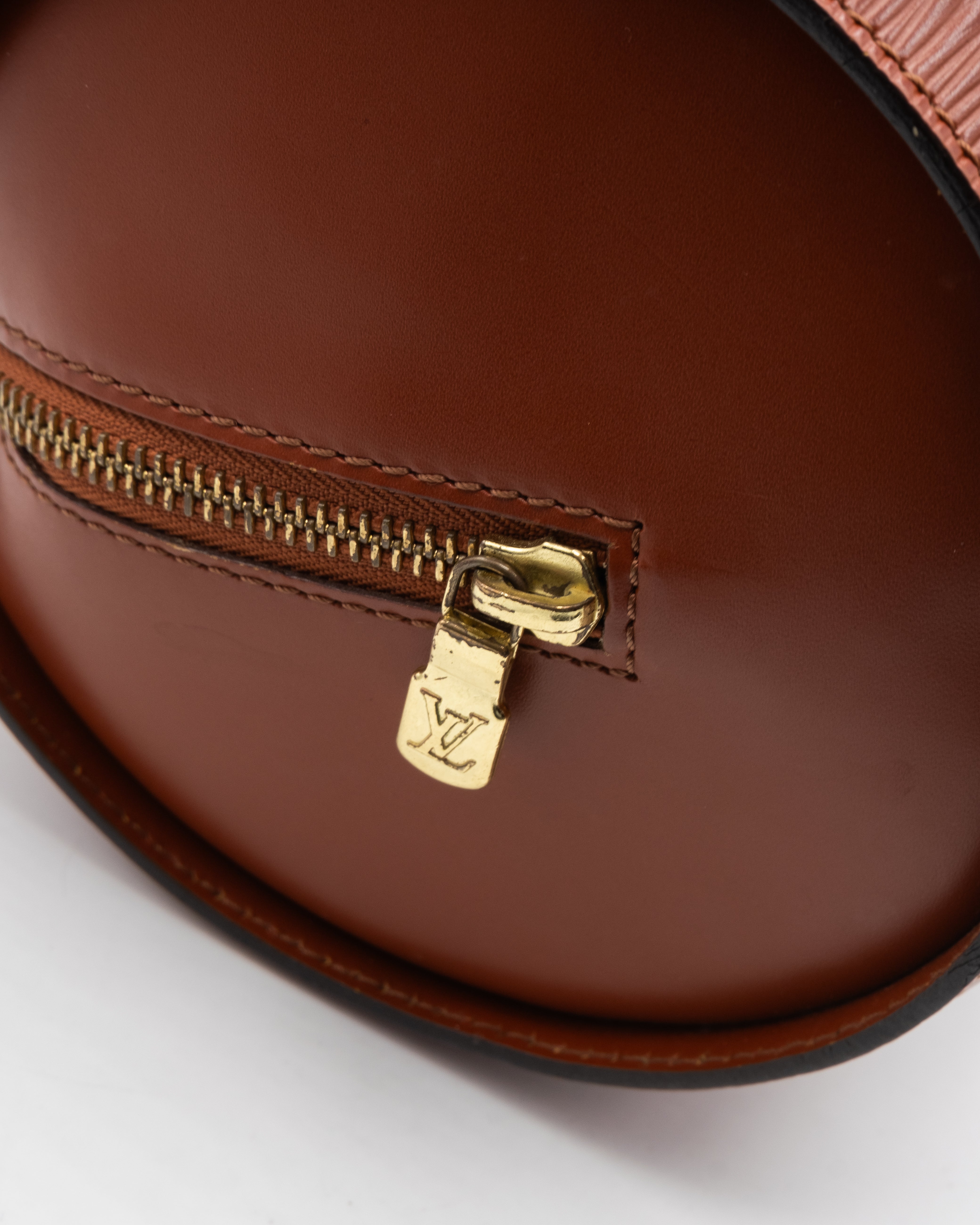 Louis Vuitton Sac à main Papillon Soufflot Epi Marron