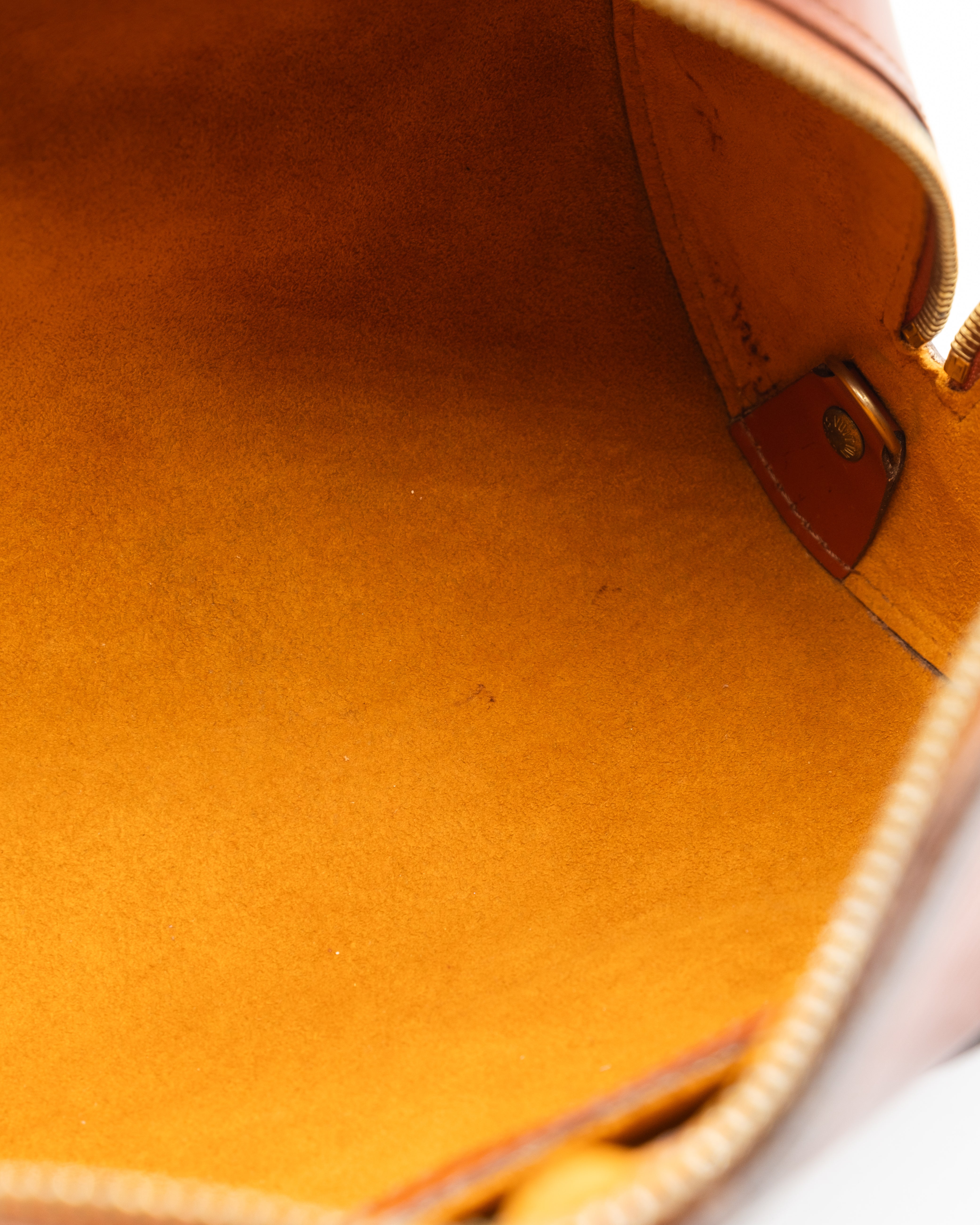 Louis Vuitton Sac à main Papillon Soufflot Epi Marron