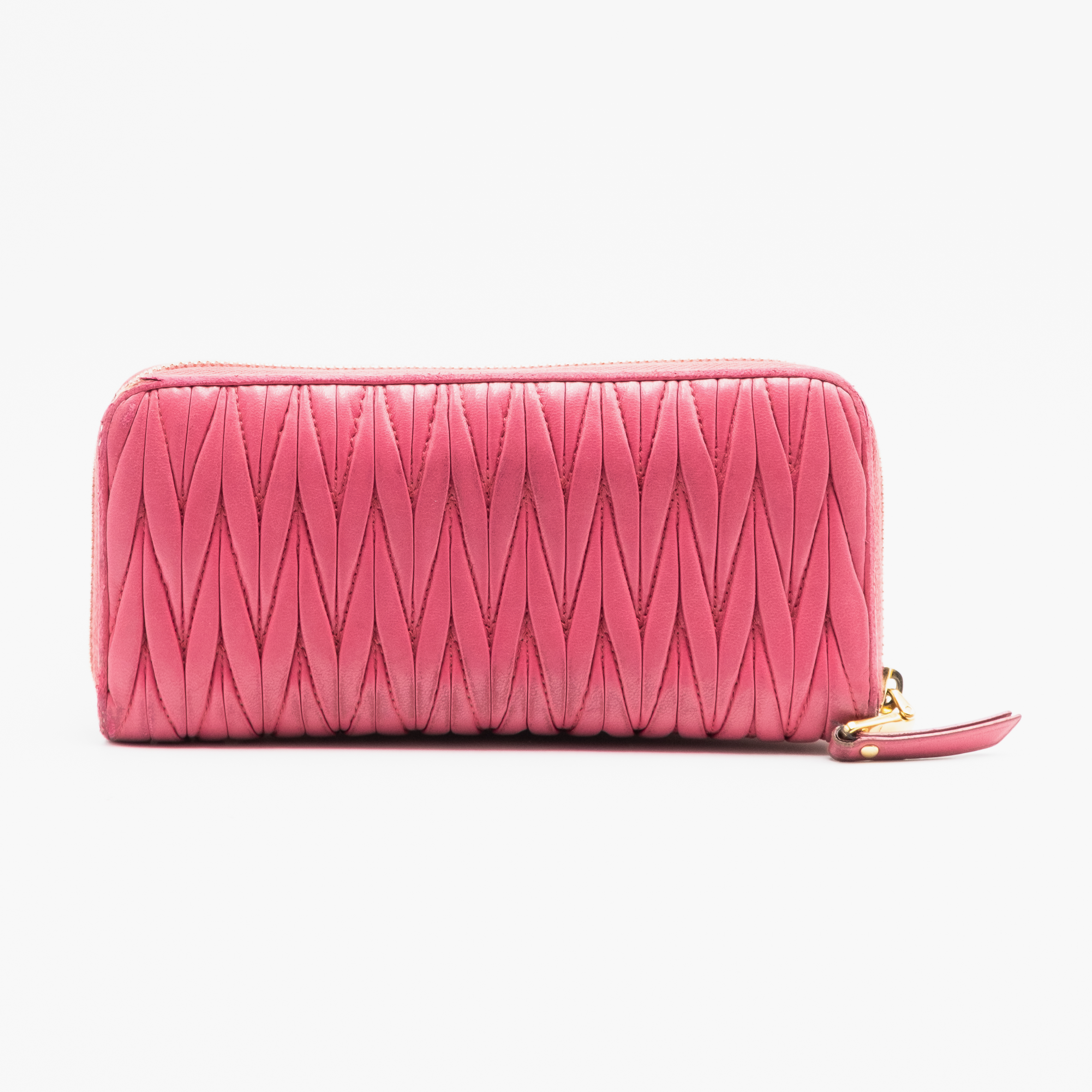 MIU MIU Grand portefeuille en cuir nappa matelassé Rose