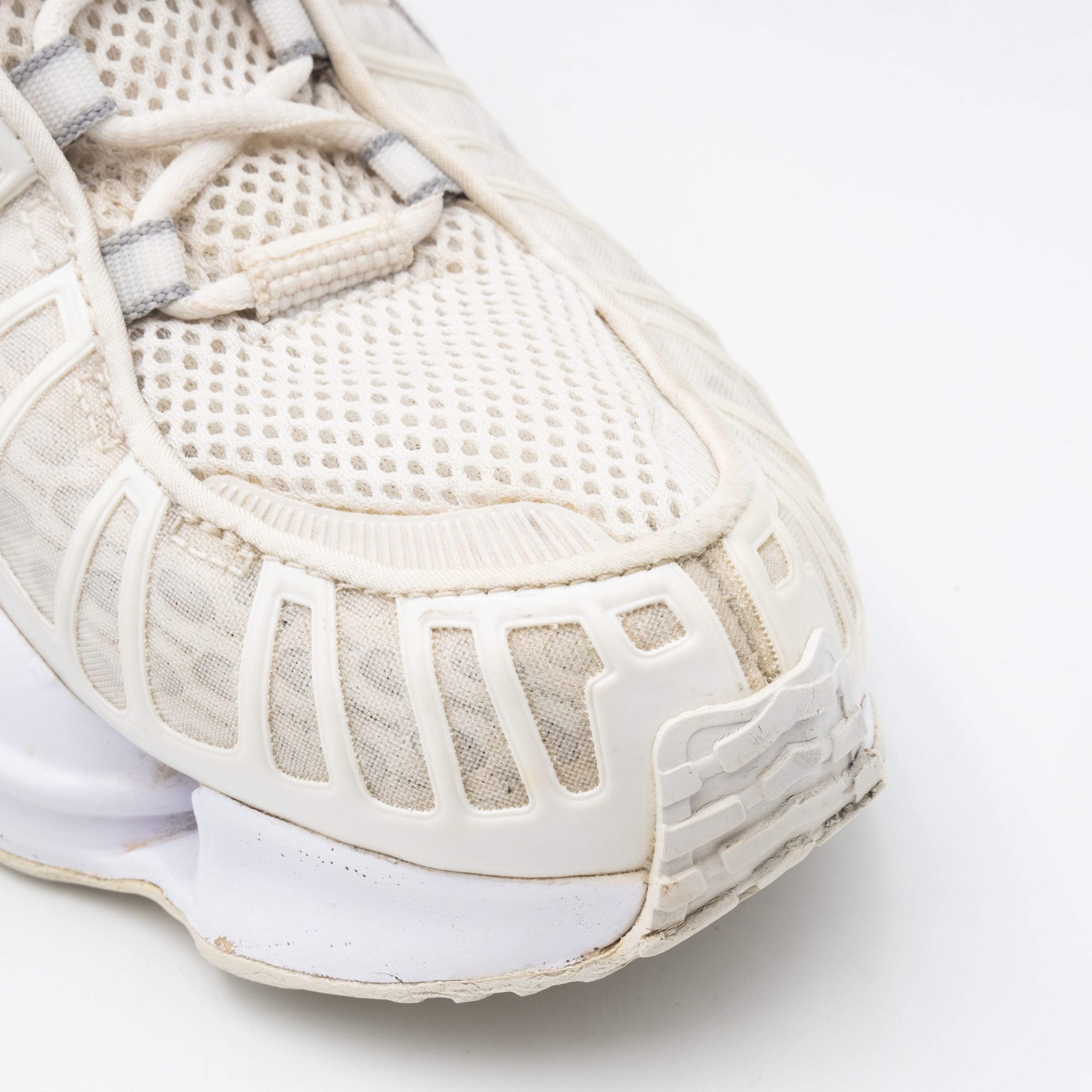 Baskets Nike Shox TL blanches #Style_40967