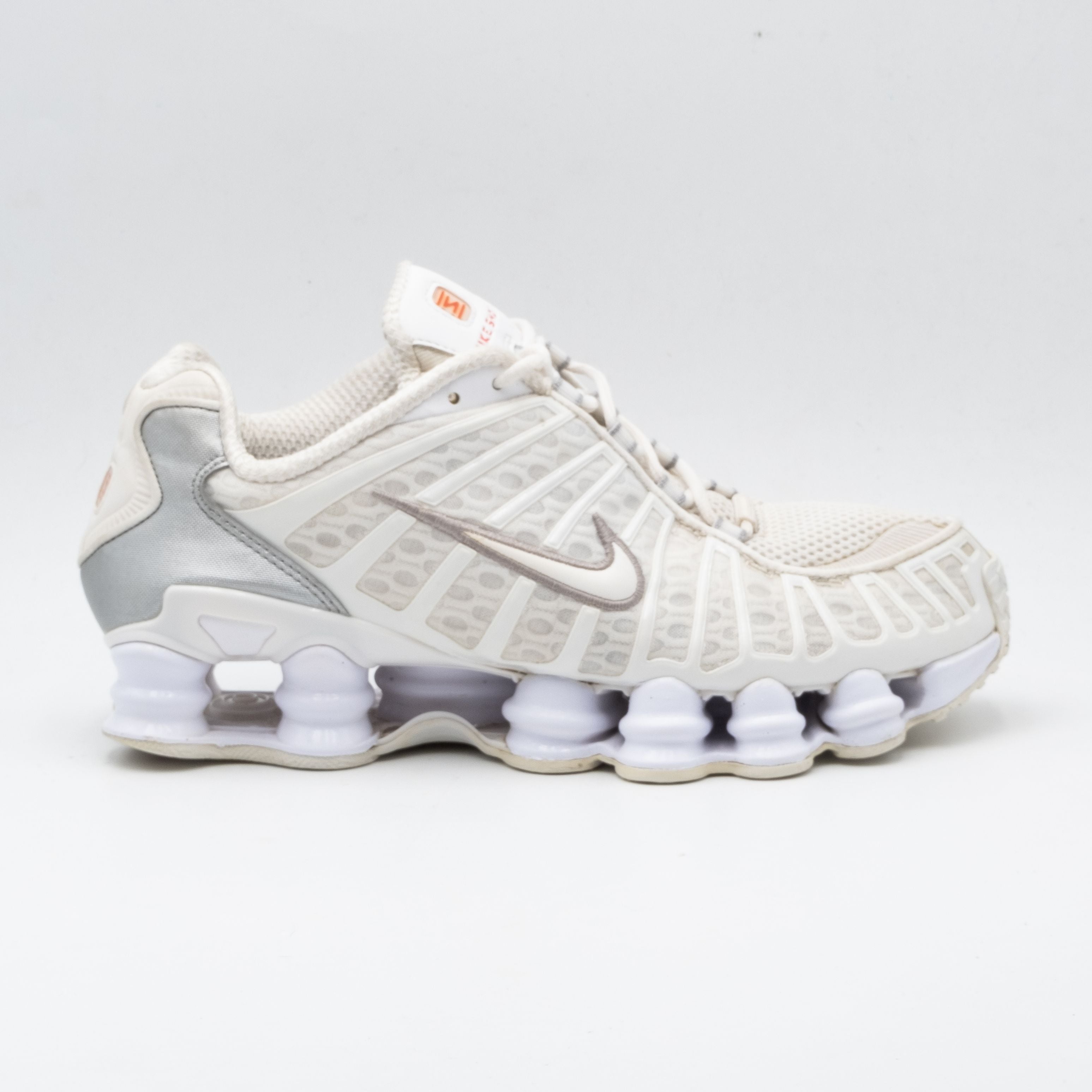 Baskets Nike Shox TL blanches #Style_40967