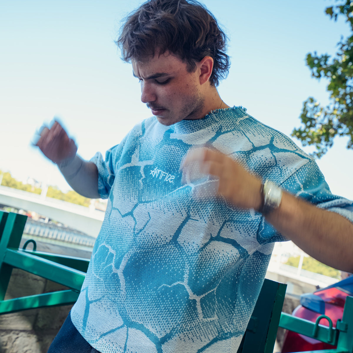 Artifice T-shirt Biomorph Light Blue Gradient