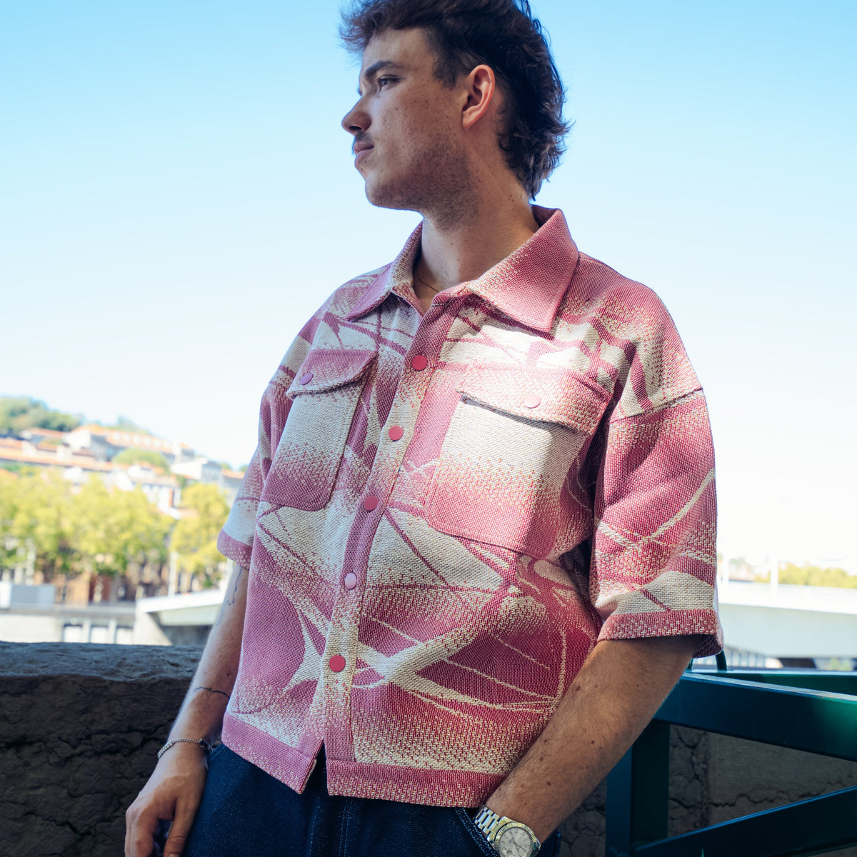 Artifice Tee Gesture Pink Gradient