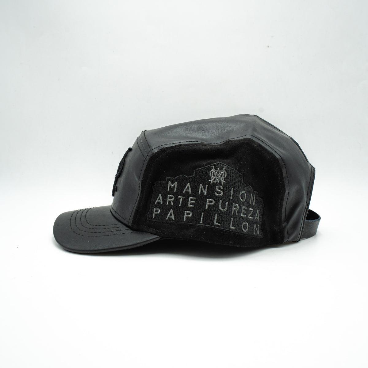 Mansion Arte Lobo Cap