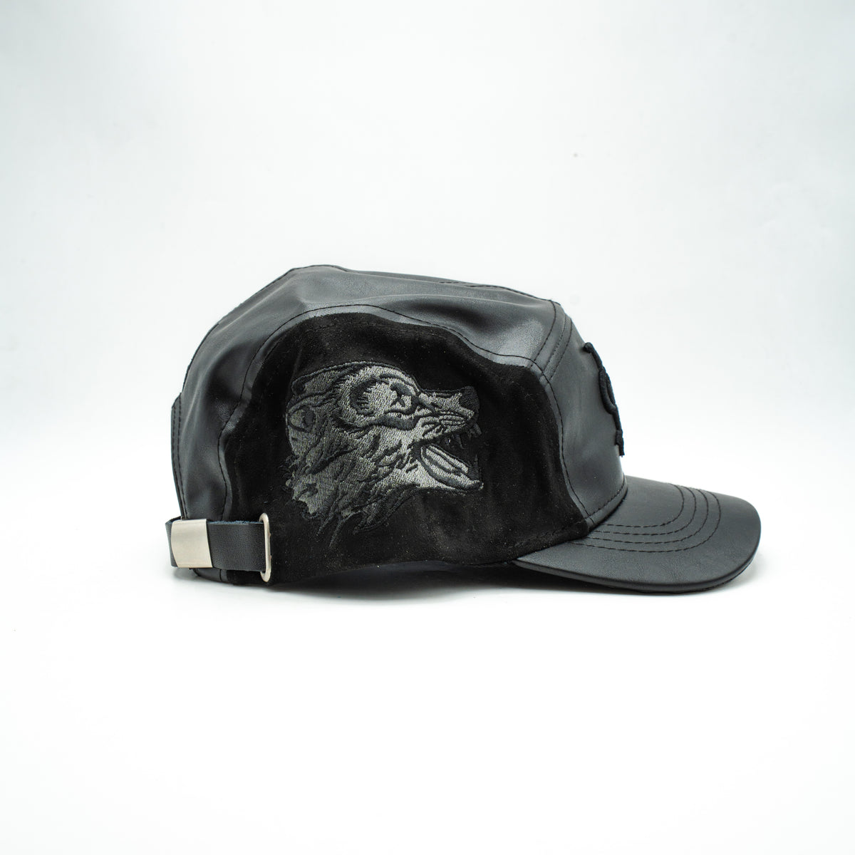 Mansion Arte Lobo Cap