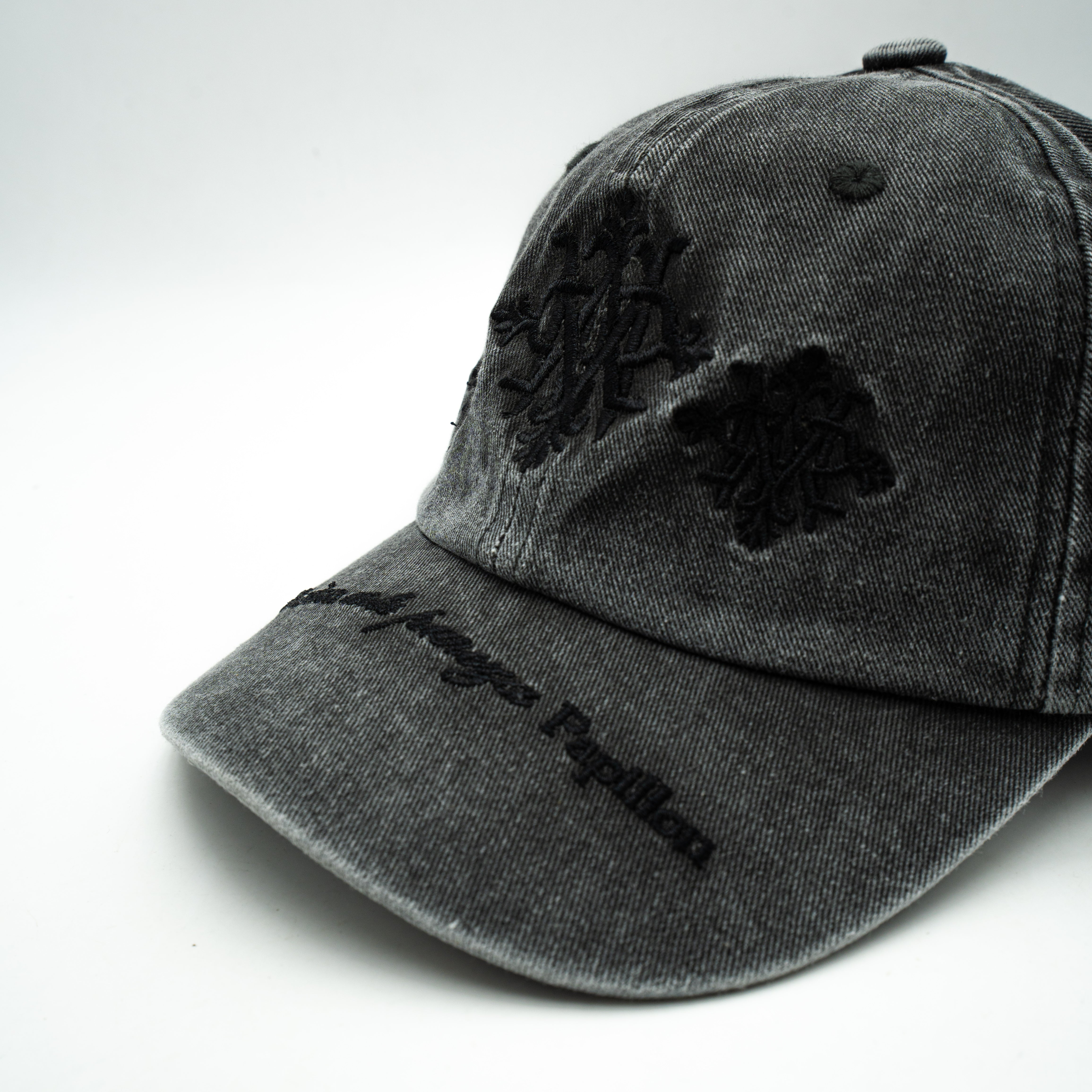 Mansion Arte Monarch Black