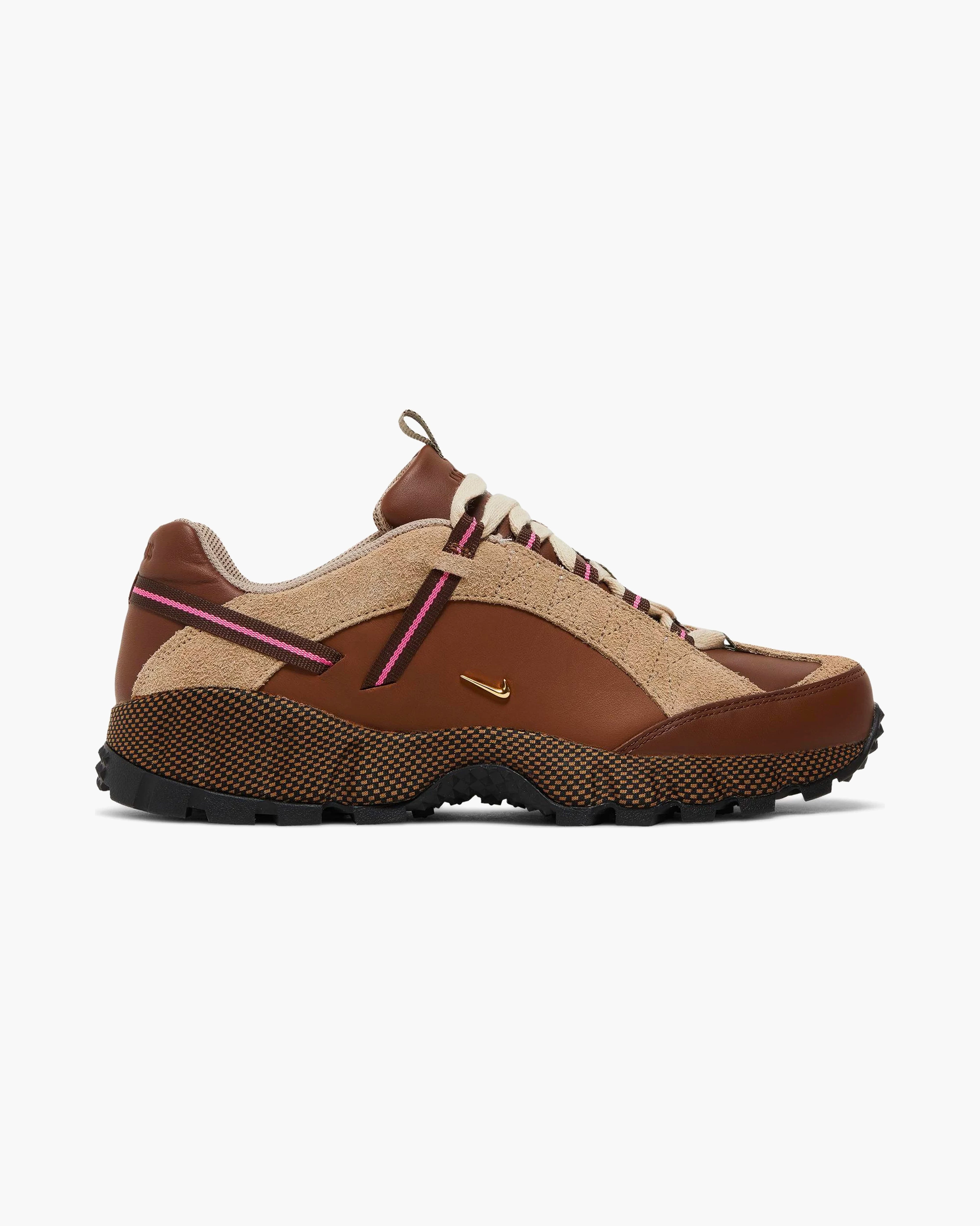 Air Humara LX Jacquemus Ale Brown Gold