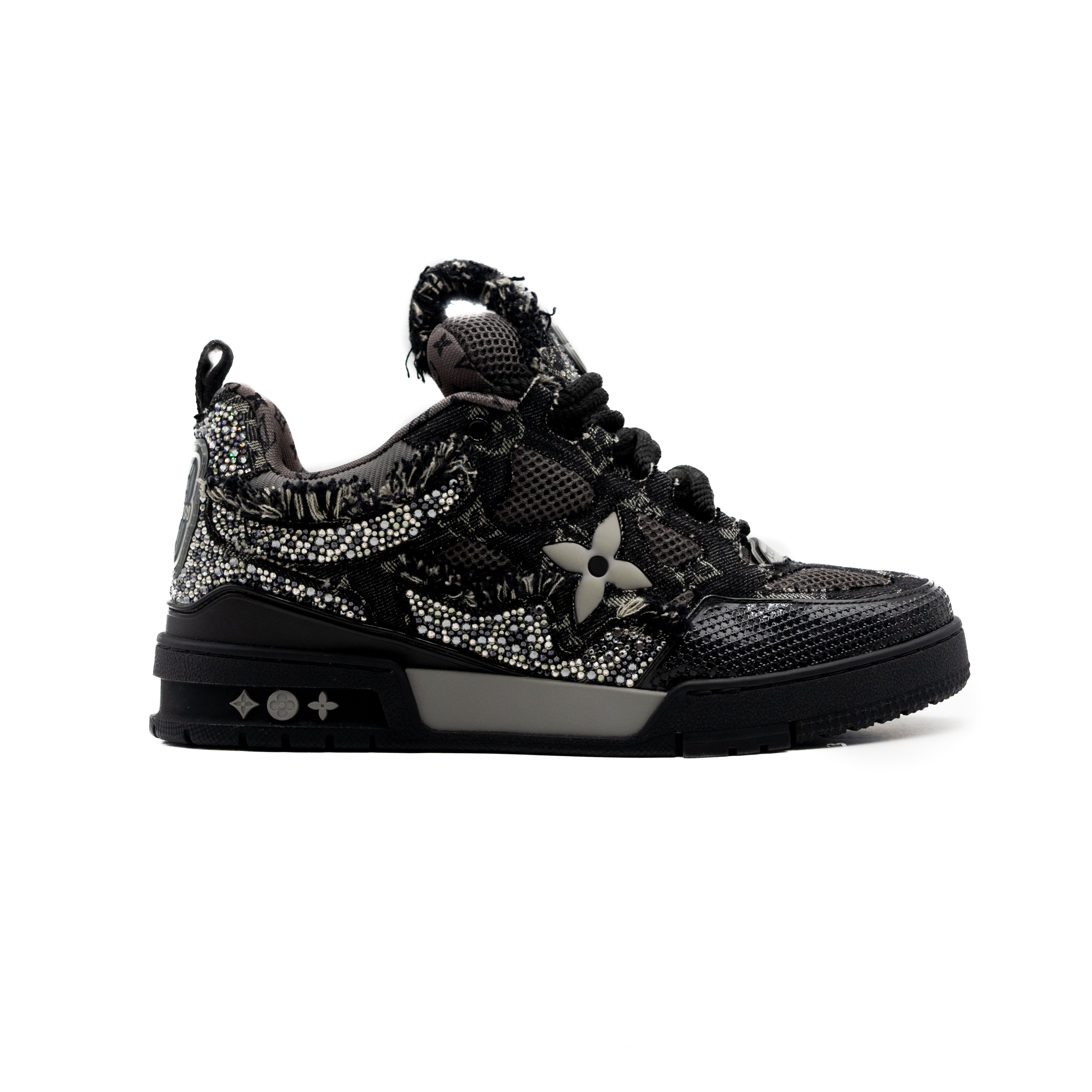 【桃子ちゃん】LOUIS VUITTON ランウェイ スニーカー ブラック Louis Vuitton Skate Black Swarovski Monogran