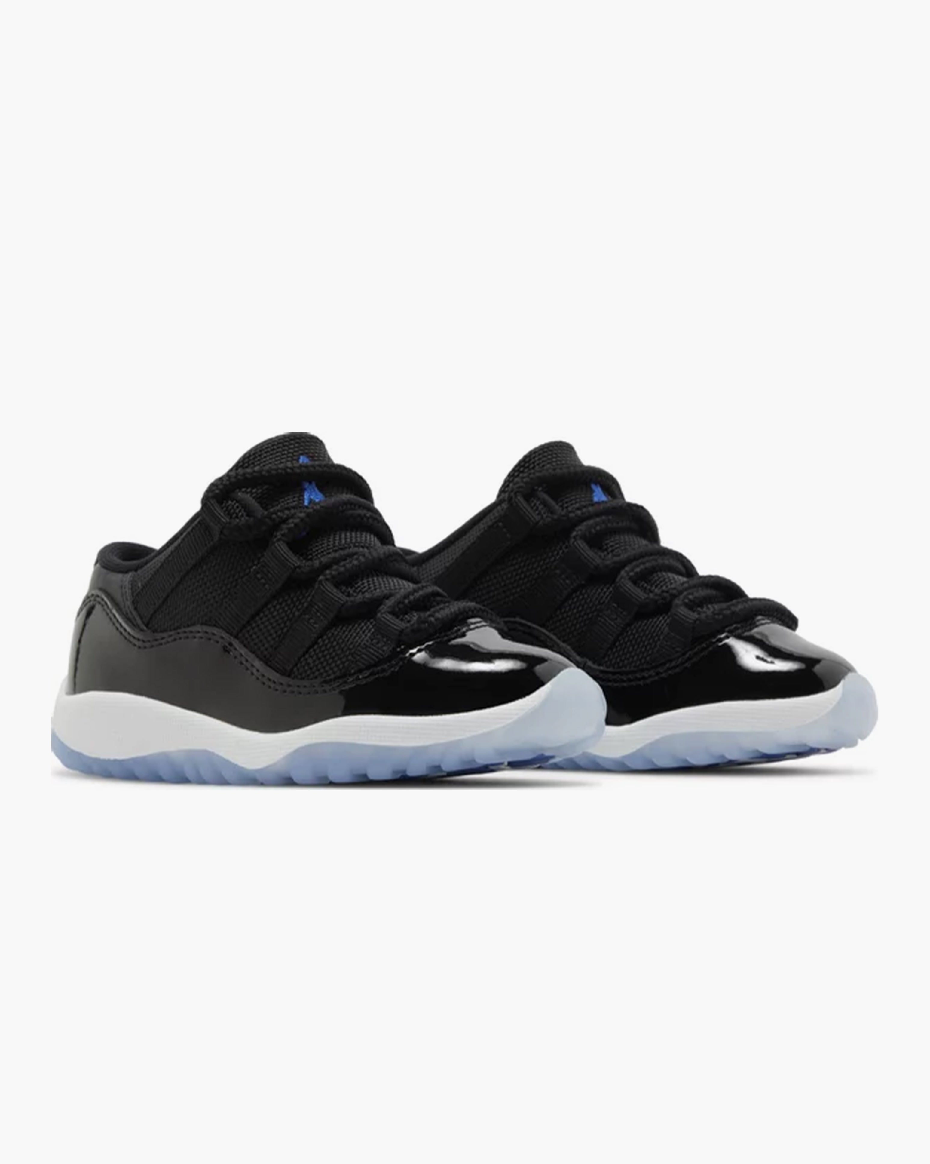 Air Jordan 11 Low Space Jam