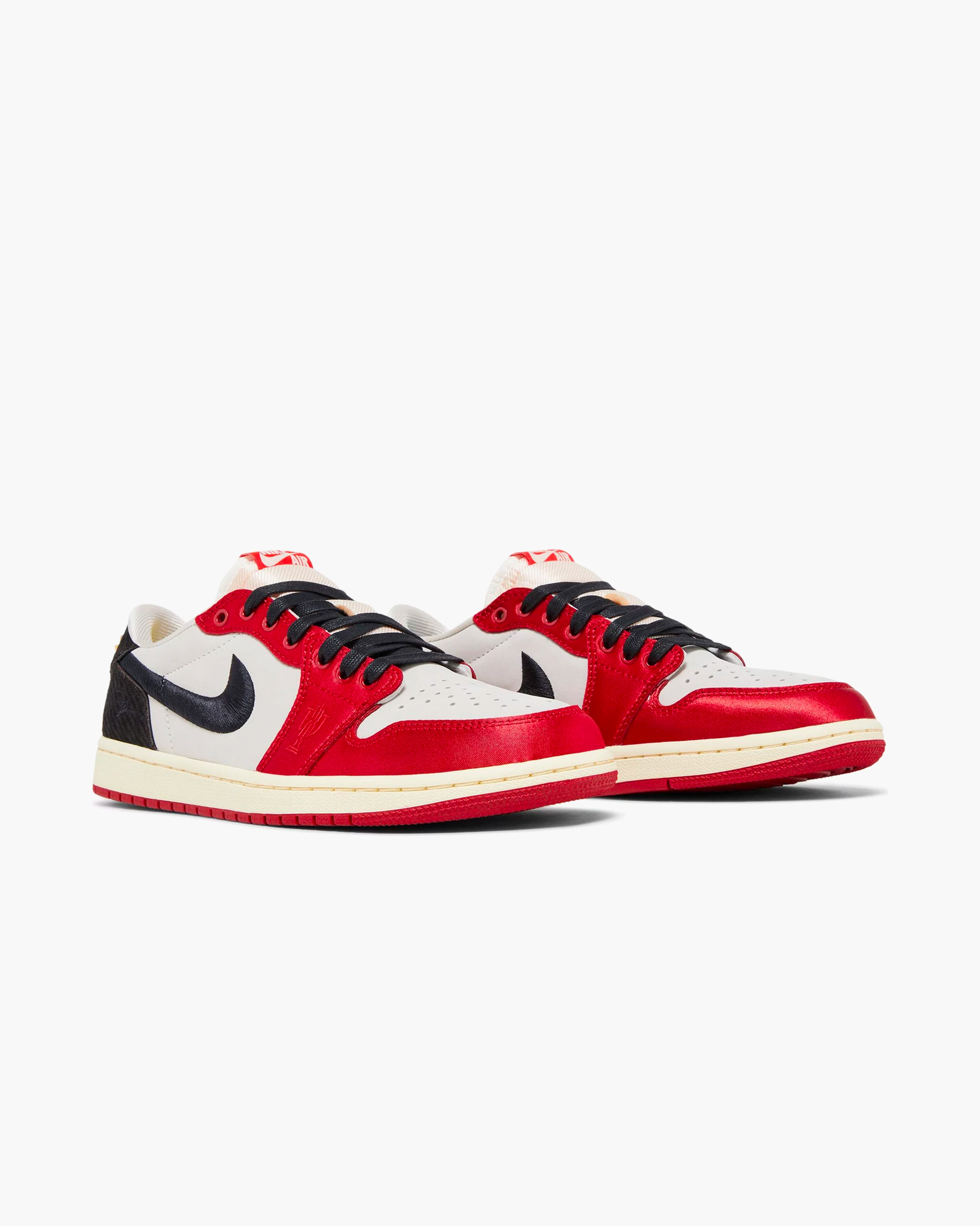 Air Jordan 1 Retro Low OG Trophy Room Away