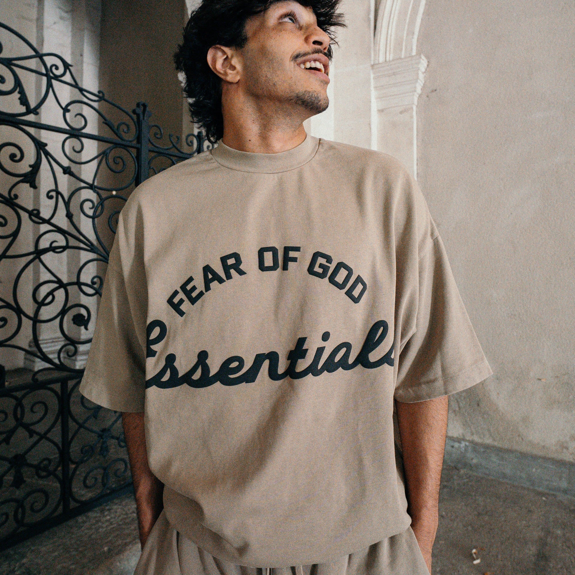 Essentials T-shirt Training 90'S Faded Dune Short Sleeve Fear of God