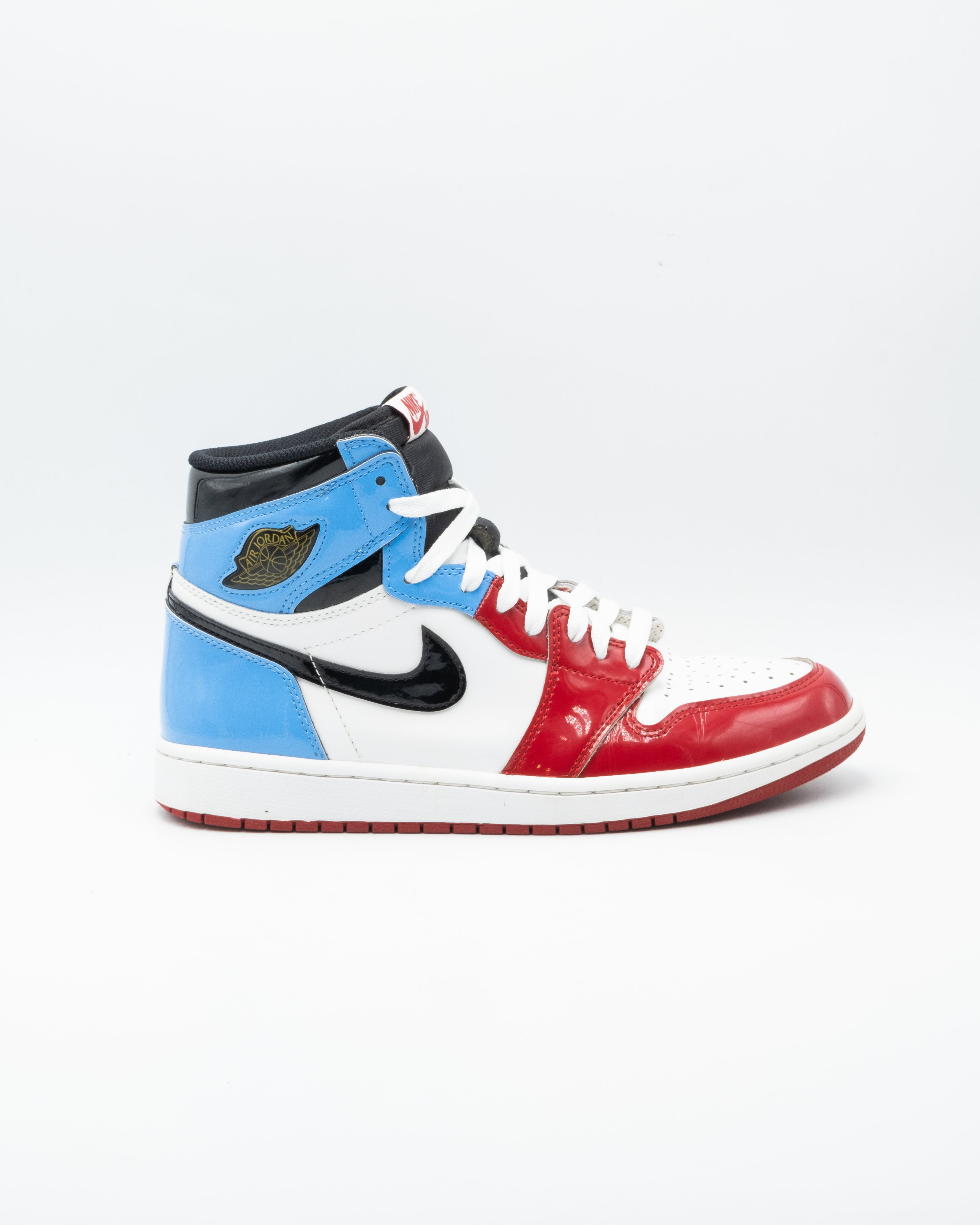 Air Jordan 1 Rétro High Fearless UNC Chicago