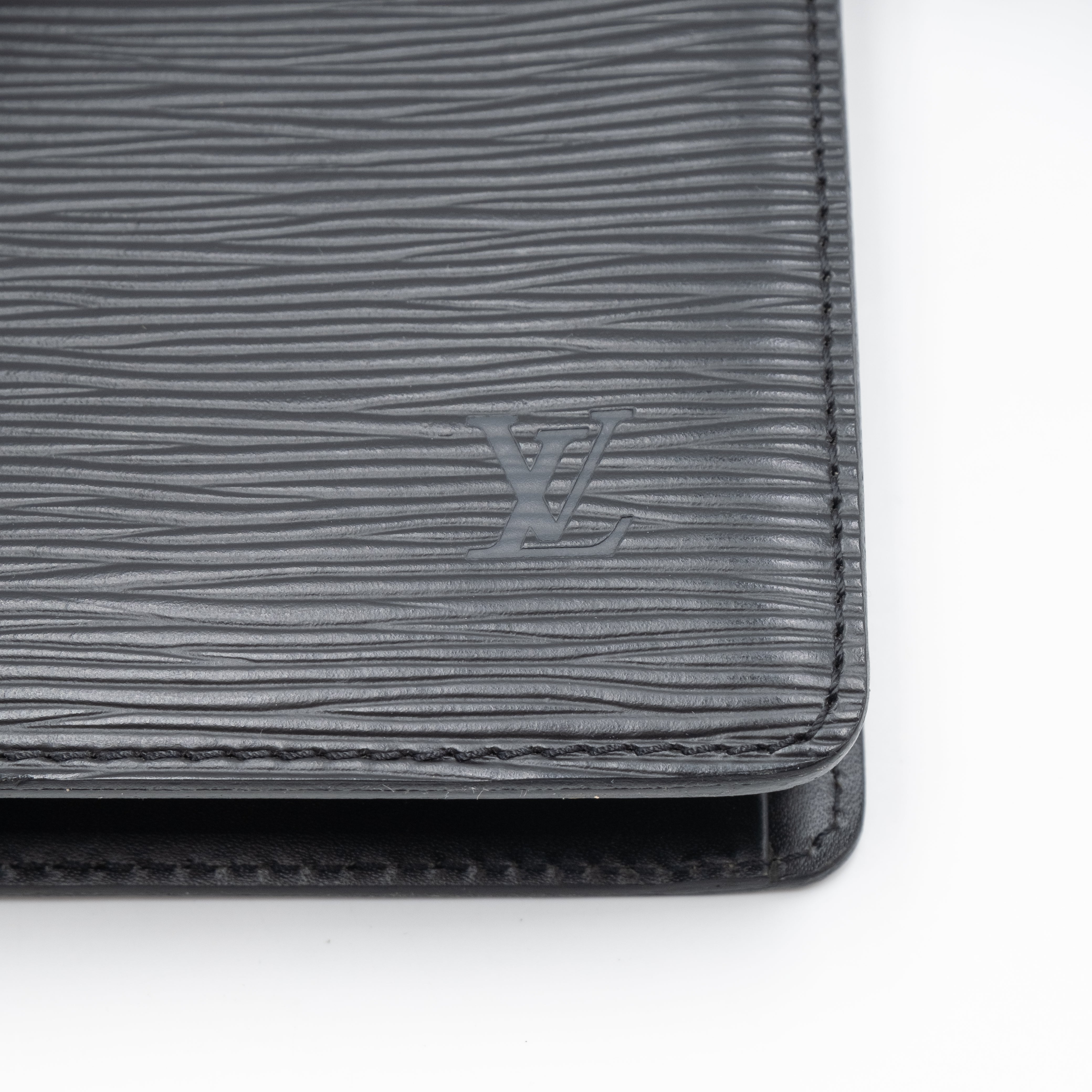 Louis Vuitton Pochette Cuir Epi Noir