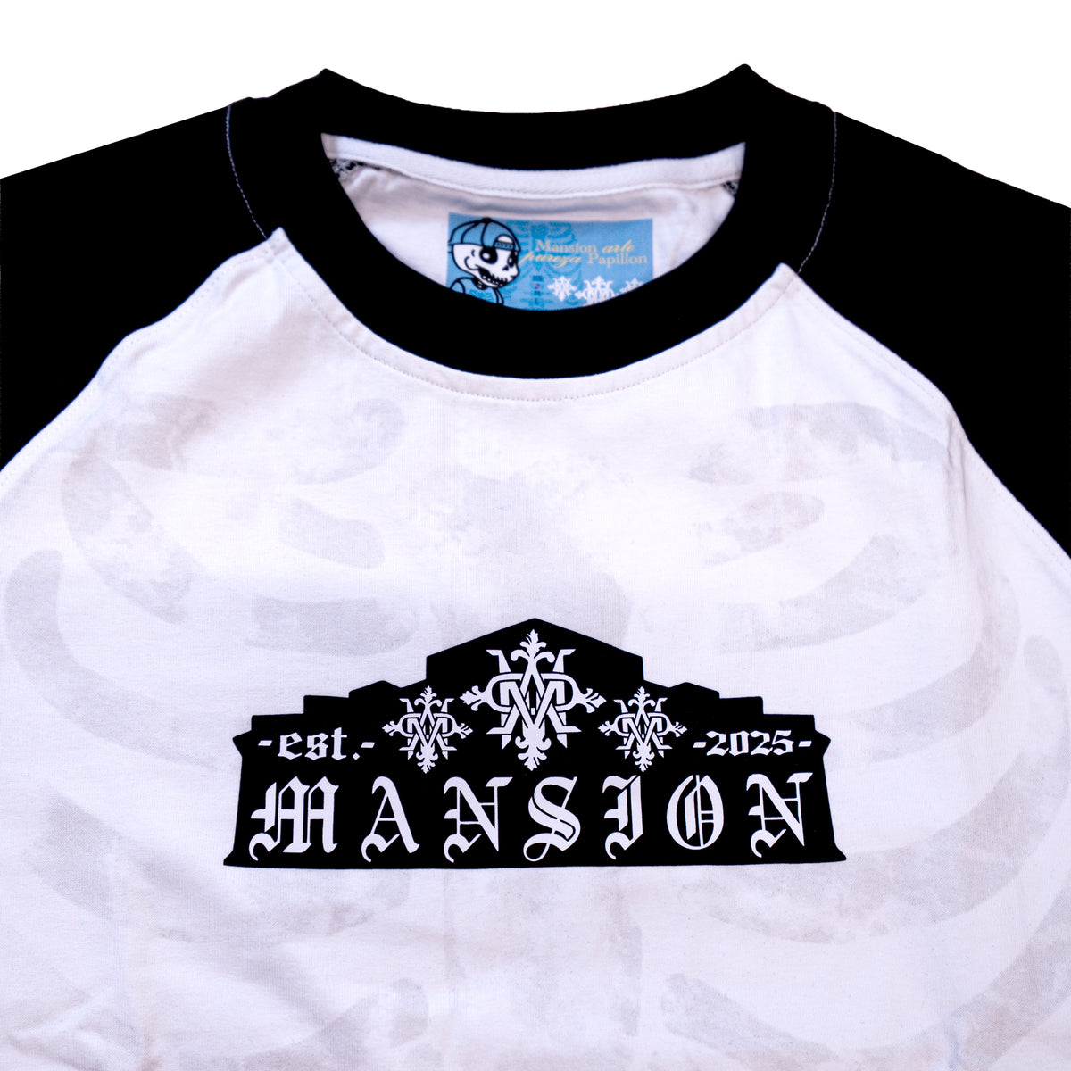 Mansion Arte Club B&W